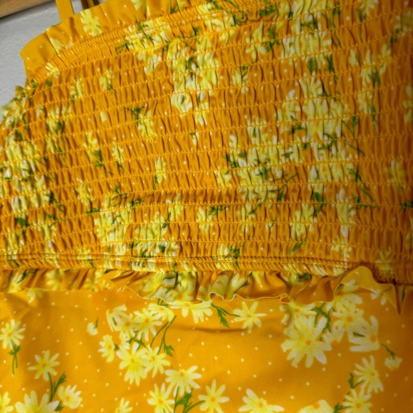 New Swimsuit Girls Cat & Jack Size L (10-12), Yellow One Piece, Floral - Picture 7 of 9